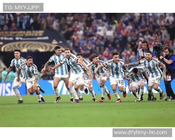 引发球迷愤怒的足球明星背后的争议与风波揭秘 引发球迷愤怒的足球明星背后的争议与风波揭秘