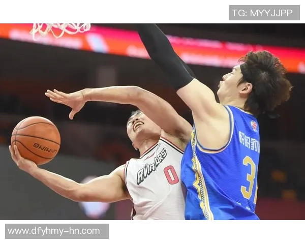 深入分析深圳篮球队阵地战战术特点与执行策略 深入分析深圳篮球队阵地战战术特点与执行策略